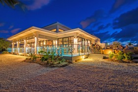 The Best Restaurants in Seven Mile Beach