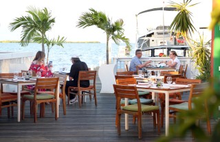 The Best Waterfront Restaurants in Grand Cayman