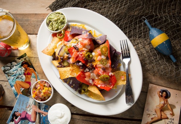  Salty's Cayman Nacho Plate 