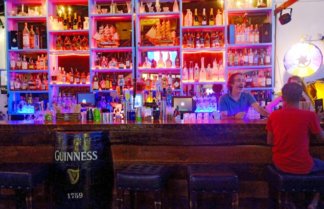  Lodge Cayman Bar 