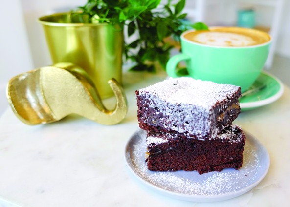  Water and Elephant Brownie and Coffee 