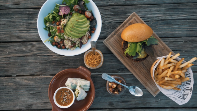  Kaibo Cayman Beach Lunch 